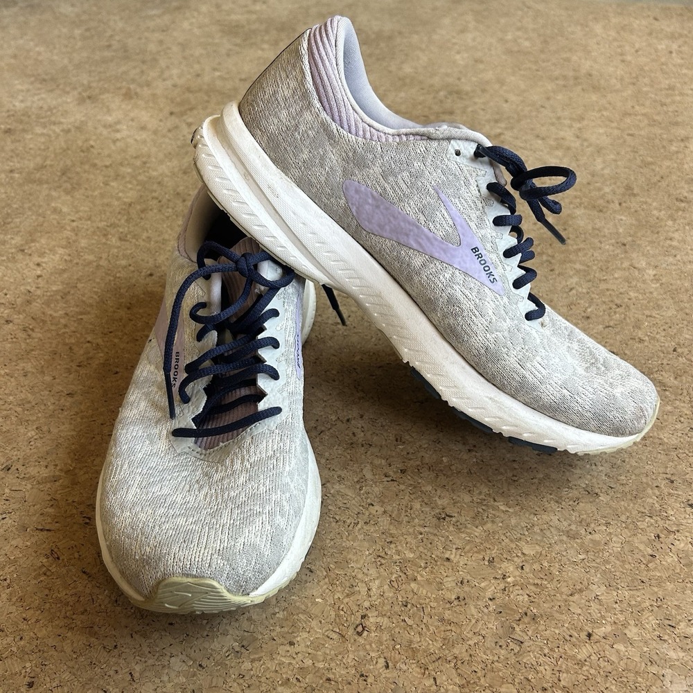 Brooks Launch 6 Women's Light Gray/ Purple Running Shoes Size 9B Hiking